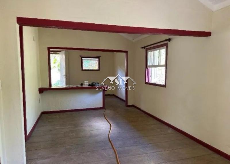 Casa para alugar com 2 quartos, 80m² - Foto 5