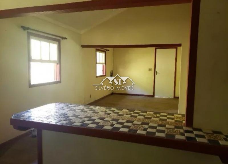 Casa para alugar com 2 quartos, 80m² - Foto 8