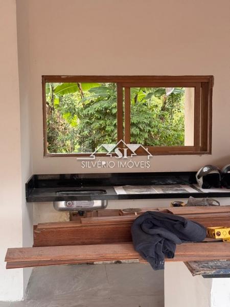Casa à venda com 3 quartos, 225m² - Foto 7
