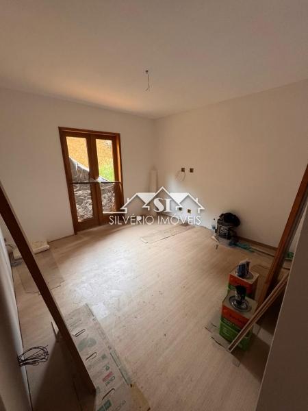 Casa à venda com 3 quartos, 225m² - Foto 16