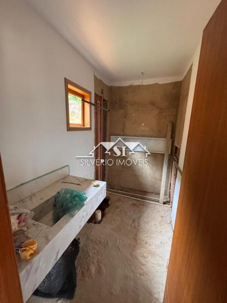 Casa à venda com 3 quartos, 225m² - Foto 19