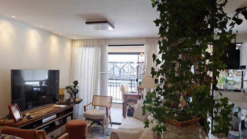 Apartamento à venda e aluguel com 3 quartos, 176m² - Foto 4