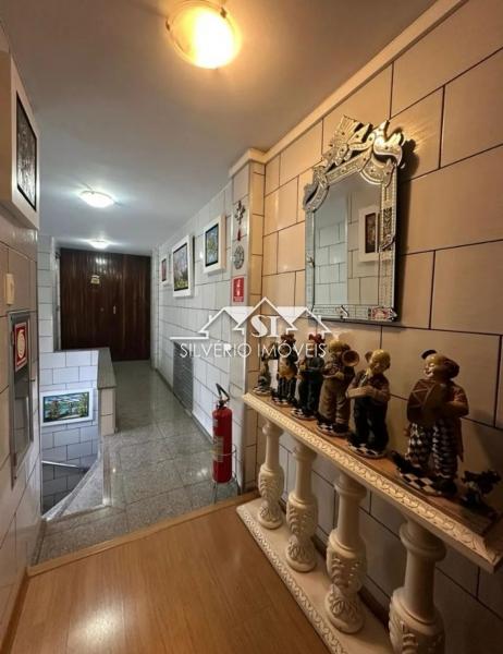 Apartamento à venda com 4 quartos, 240m² - Foto 8