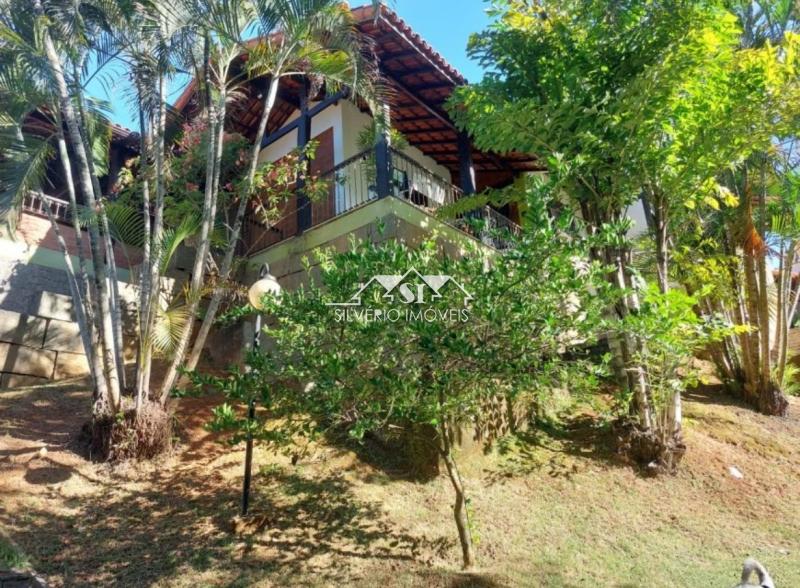 Casa à venda com 9 quartos, 708m² - Foto 10
