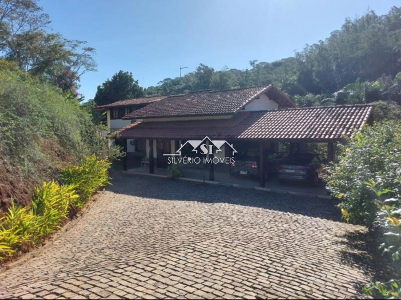 Casa à venda com 9 quartos, 708m² - Foto 3