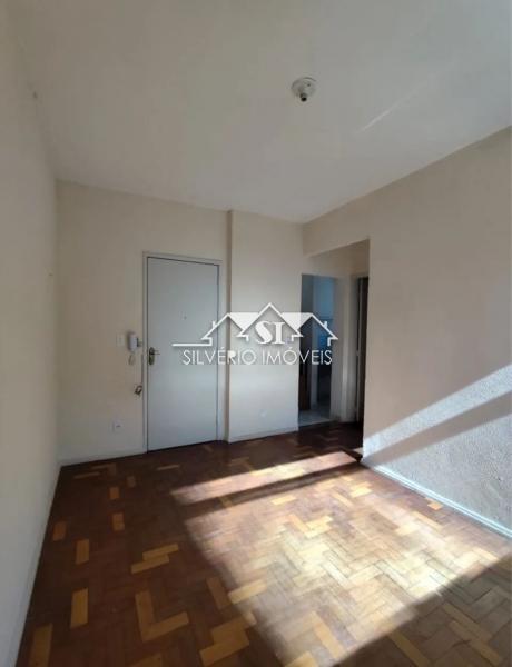Apartamento para Alugar  à venda em Mosela, Petrópolis - RJ - Foto 2
