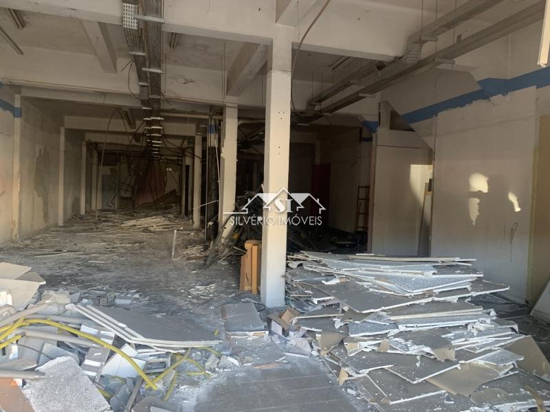 Loja-Salão à venda e aluguel com 10 quartos, 550m² - Foto 3