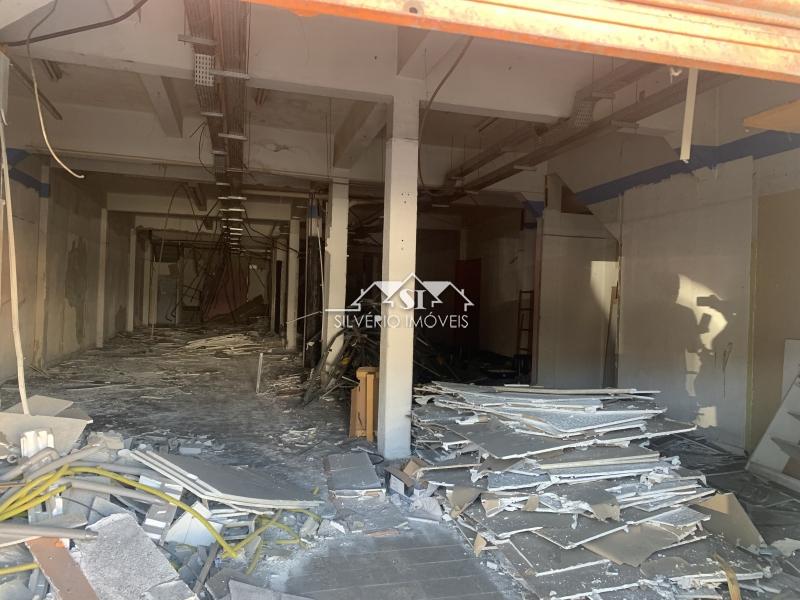 Loja-Salão à venda e aluguel com 10 quartos, 550m² - Foto 9