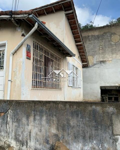 Casa em Caxambú - Petrópolis/RJ  - 3 Quartos