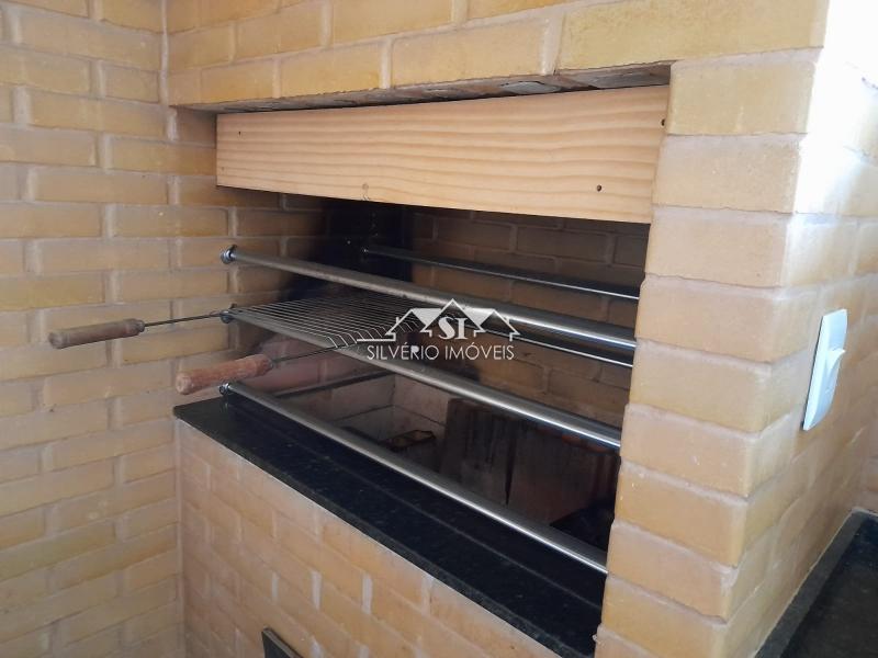 Casa à venda com 6 quartos, 480m² - Foto 12