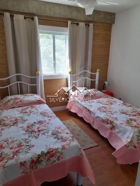 Casa à venda com 6 quartos, 480m² - Foto 18