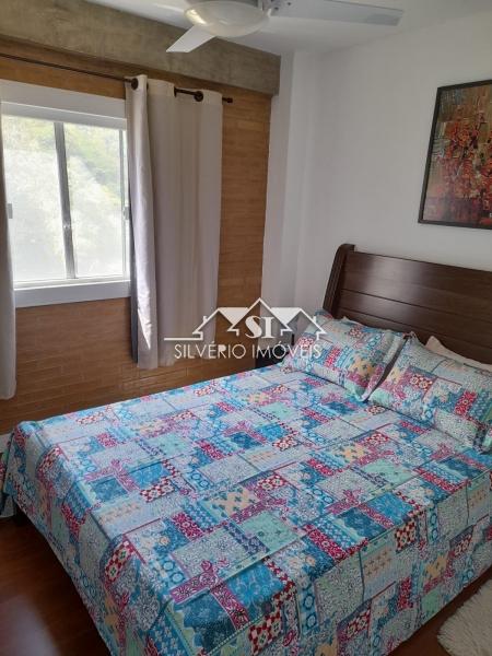 Casa à venda com 6 quartos, 480m² - Foto 23