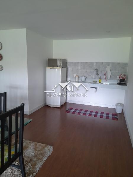 Casa à venda com 6 quartos, 480m² - Foto 32