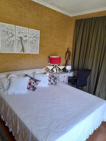 Casa à venda com 6 quartos, 480m² - Foto 40