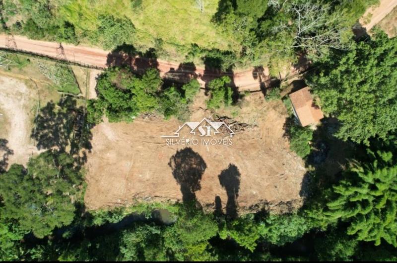 Terreno em Pedro do Rio - Petrópolis/RJ 
