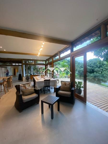 Casa à venda com 6 quartos, 400m² - Foto 6