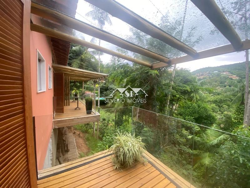 Casa à venda com 6 quartos, 400m² - Foto 11