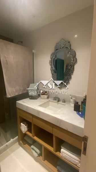 Casa à venda com 6 quartos, 400m² - Foto 19