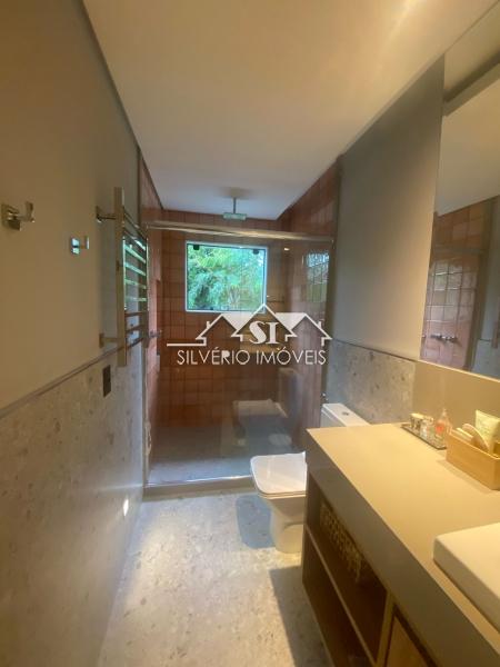 Casa à venda com 6 quartos, 400m² - Foto 29