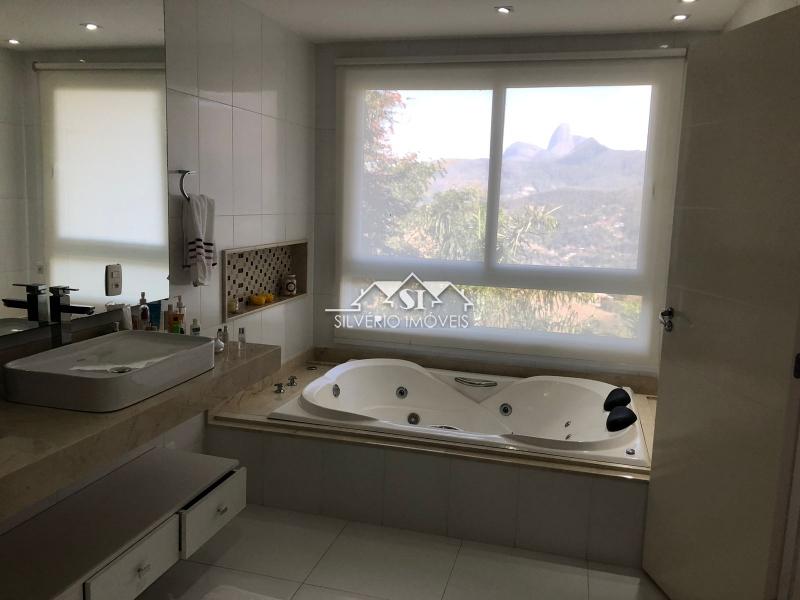 Casa à venda com 5 quartos, 600m² - Foto 11