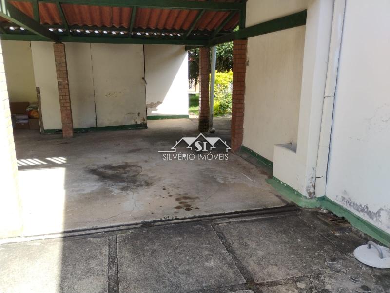 Casa para alugar com 2 quartos, 70m² - Foto 15