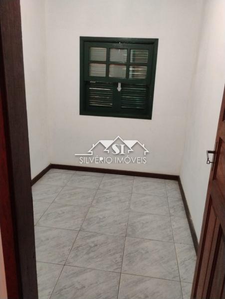 Casa para alugar com 2 quartos, 70m² - Foto 11
