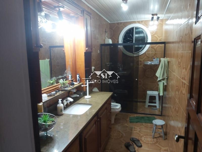 Casa à venda com 3 quartos, 200m² - Foto 9