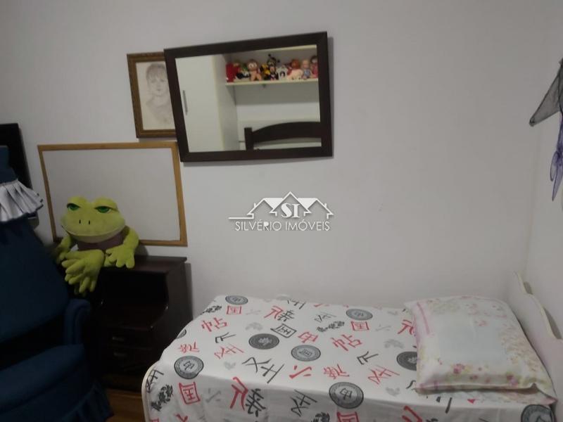 Casa à venda com 3 quartos, 200m² - Foto 10