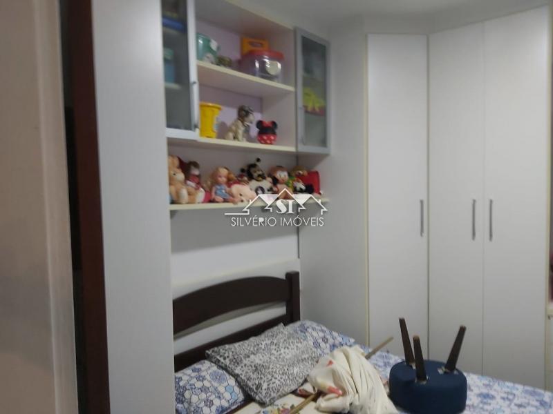 Casa à venda com 3 quartos, 200m² - Foto 12