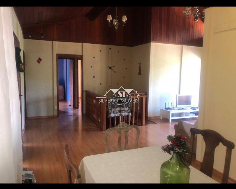 Casa à venda com 5 quartos, 380m² - Foto 7