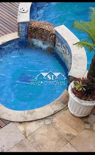 Casa à venda com 5 quartos, 380m² - Foto 5