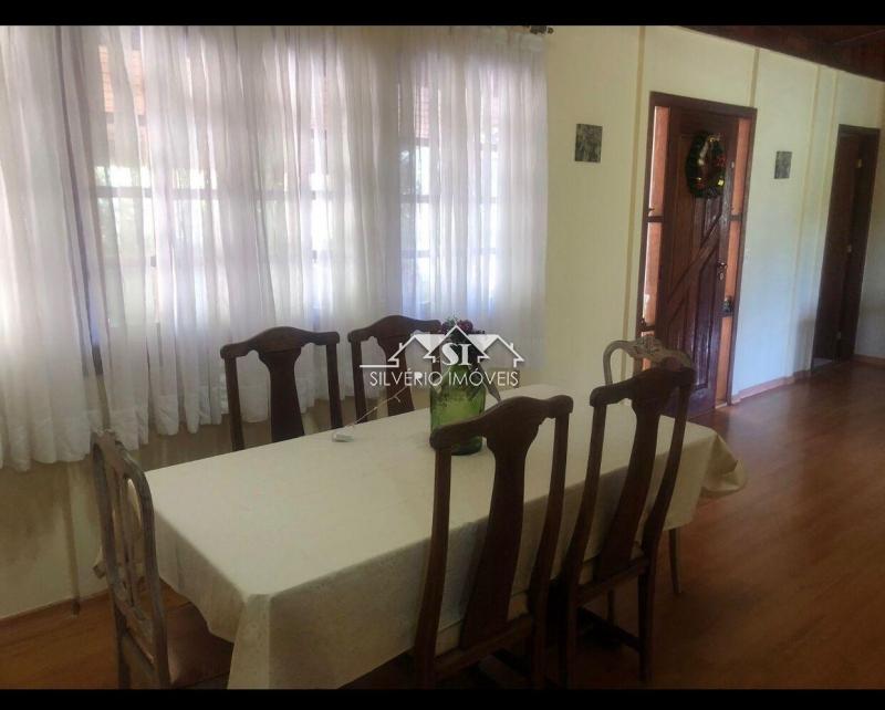Casa à venda com 5 quartos, 380m² - Foto 14