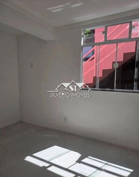 Casa à venda com 2 quartos, 175m² - Foto 12