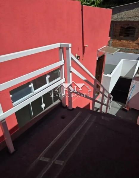 Casa à venda com 2 quartos, 175m² - Foto 18