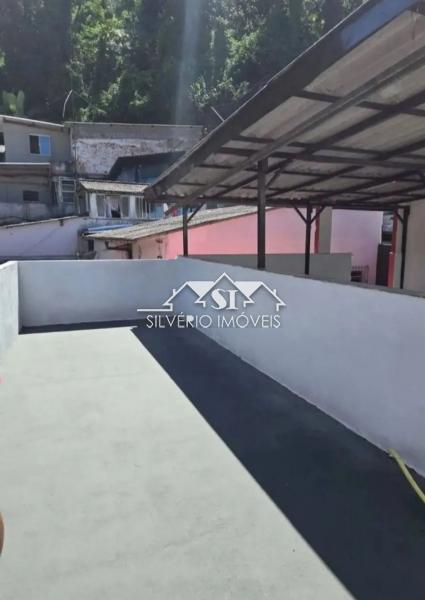 Casa à venda com 2 quartos, 175m² - Foto 14