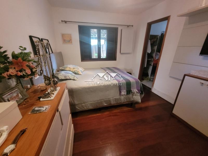 Casa à venda com 2 quartos, 140m² - Foto 23