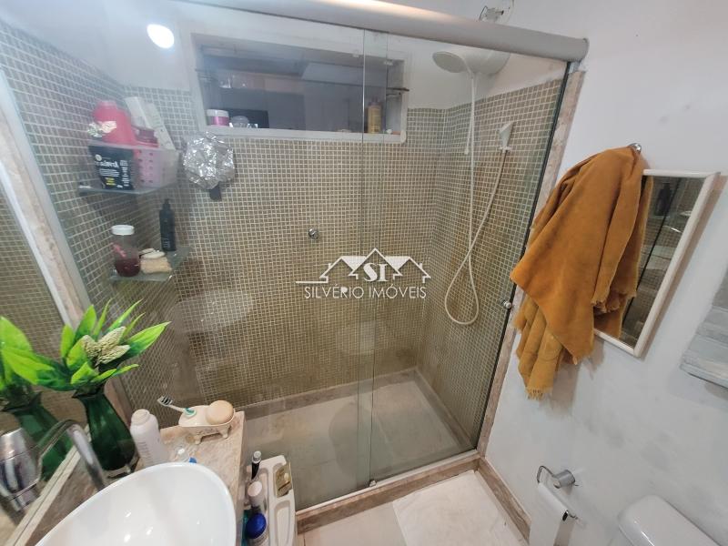 Casa à venda com 2 quartos, 140m² - Foto 27