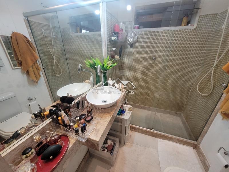 Casa à venda com 2 quartos, 140m² - Foto 28
