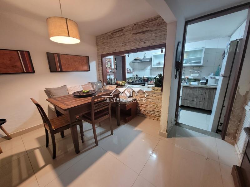 Casa à venda com 2 quartos, 140m² - Foto 19