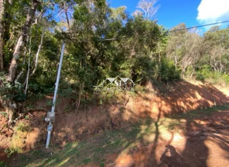 Terreno em Araras - Petrópolis/RJ 
