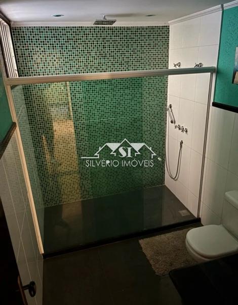 Casa à venda com 3 quartos, 300m² - Foto 15