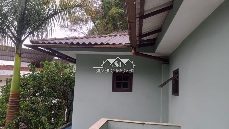 Casa à venda com 2 quartos, 260m² - Foto 8