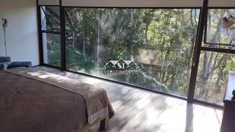 Casa à venda com 4 quartos, 600m² - Foto 15