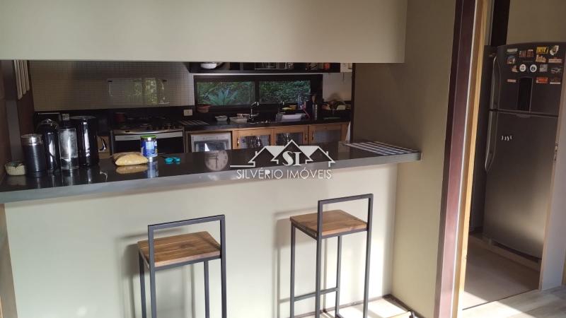 Casa à venda com 4 quartos, 600m² - Foto 23