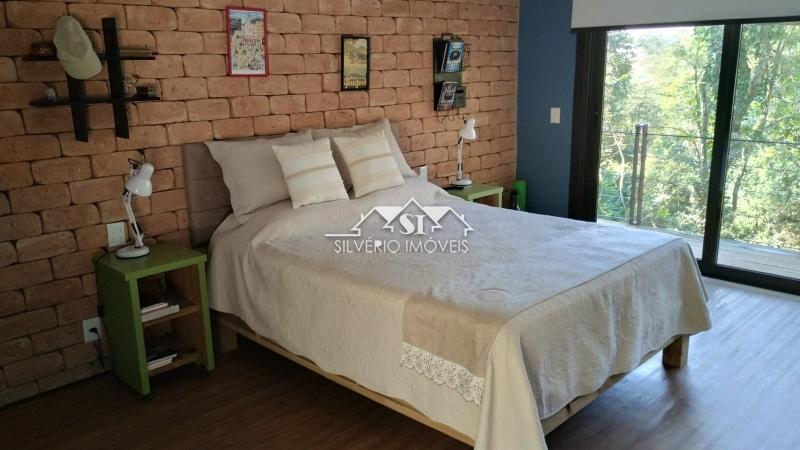 Casa à venda com 4 quartos, 600m² - Foto 24