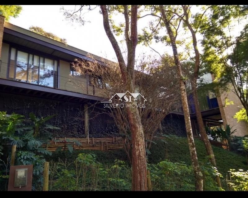Casa à venda com 4 quartos, 600m² - Foto 10