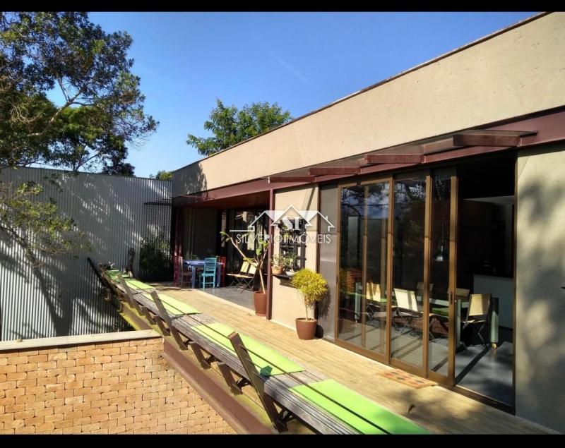 Casa à venda com 4 quartos, 600m² - Foto 8