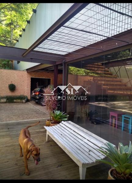 Casa à venda com 4 quartos, 600m² - Foto 7