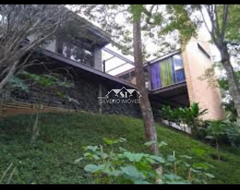 Casa à venda com 4 quartos, 600m² - Foto 6