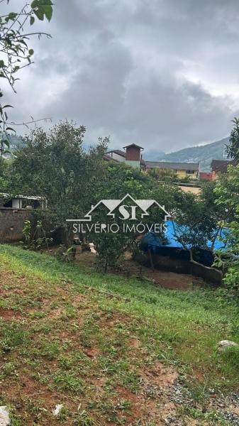 Casa à venda com 2 quartos, 139m² - Foto 2